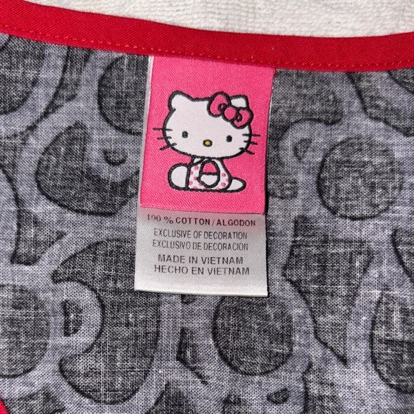 Gently Loved Hello Kitty Black and Red Scrub Top - Picture 5 of 9